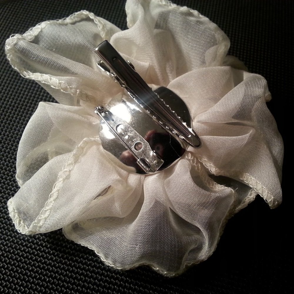 NEW - Initials, Inc Rhinestone Pin/Clip - Cream - Picture 2 of 2